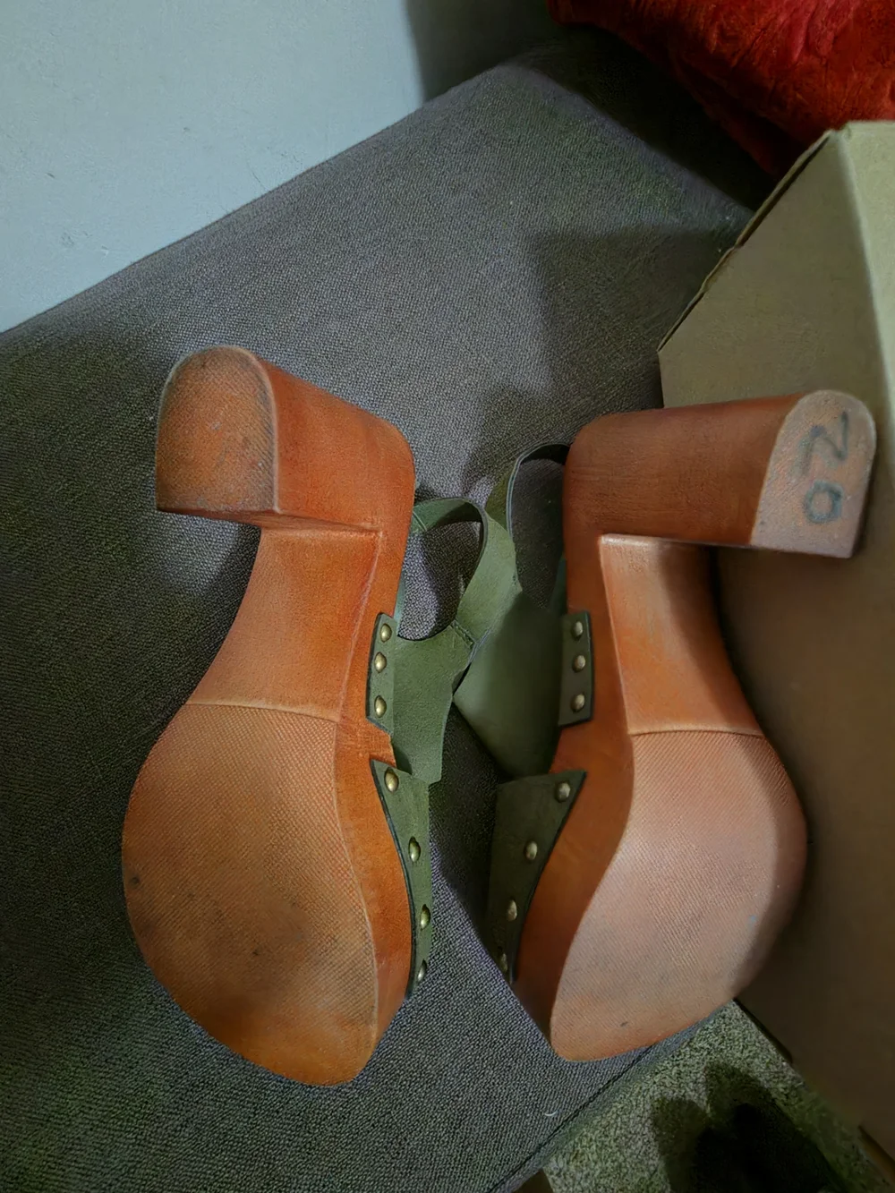 Steve Madden Olive Green Suede Slingback Sandals with Buckle